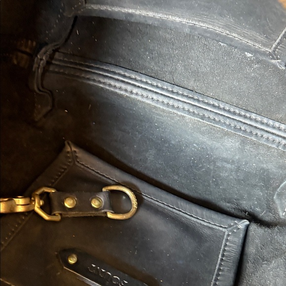 FOUNT Elegant Black Leather Tote 15” wide, 10” height, excellent - Picture 13 of 16